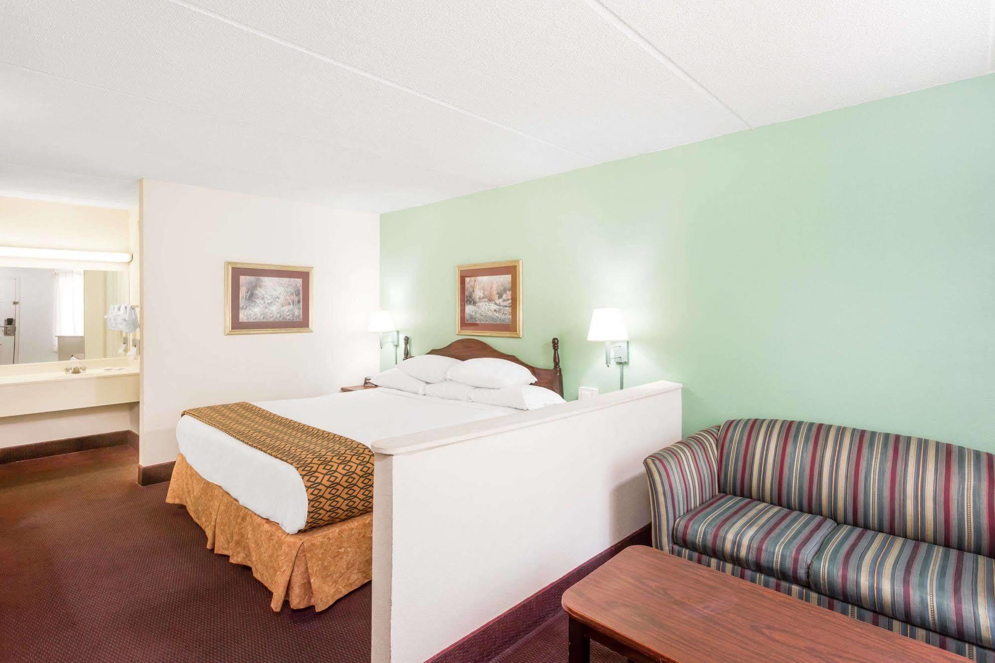 Days Inn By Wyndham Lavonia Luaran gambar